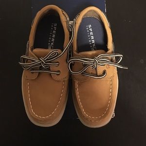Sperry kids shoes