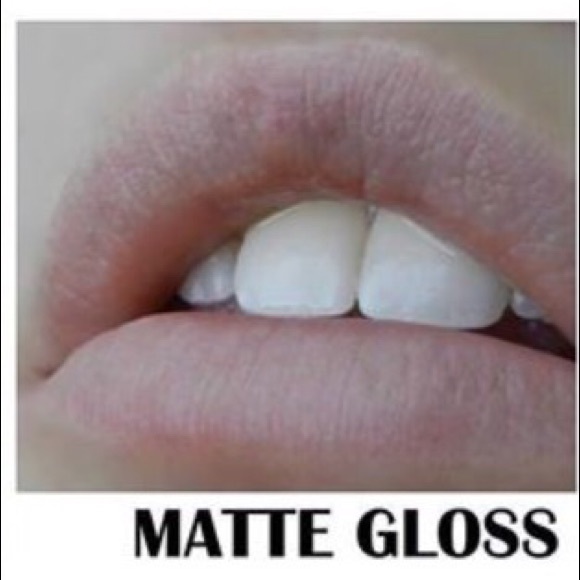 Matte Gloss LipSense 20 FIRM