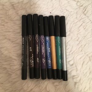 Set of 8 mini Kat Von D eyeliners