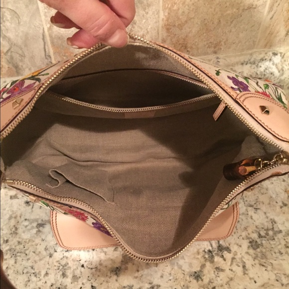 ❌SOLD❌ Gucci Flora 🌺 Bamboo Handbag - Picture 4 of 8