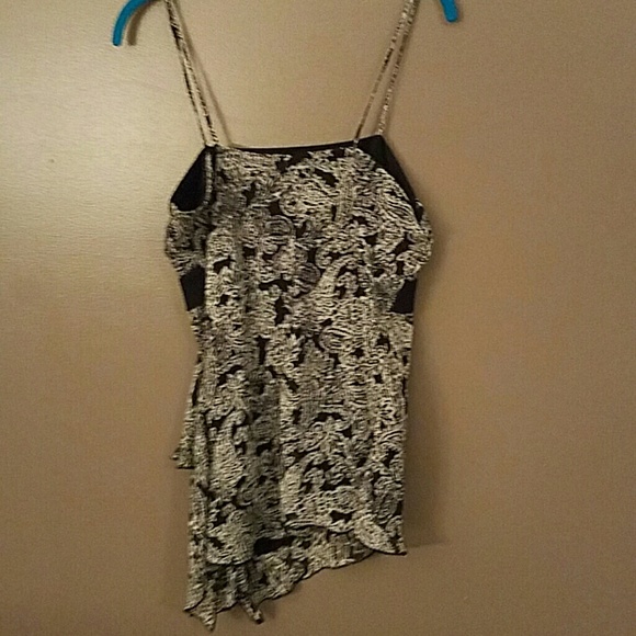 blouse - Picture 2 of 2