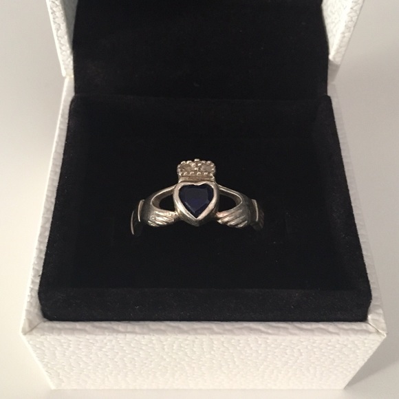 Claddagh ring
