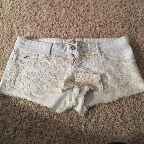 Hollister shorts with lace