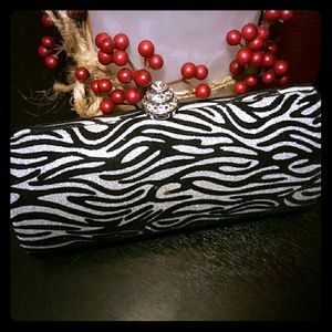 $110 Clutch