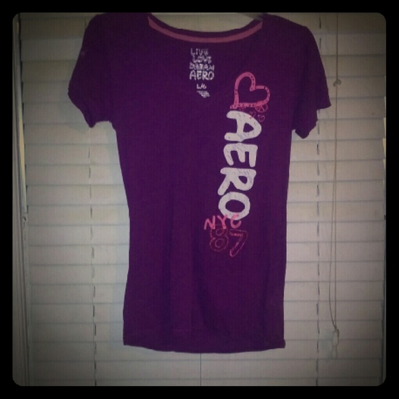 💜🌺Aero V  neck🌺💜