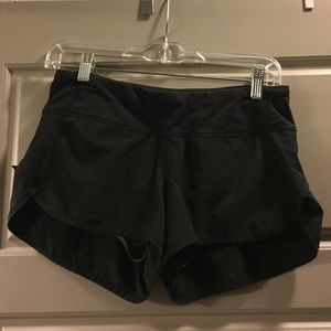 Lululemon running shorts size 4