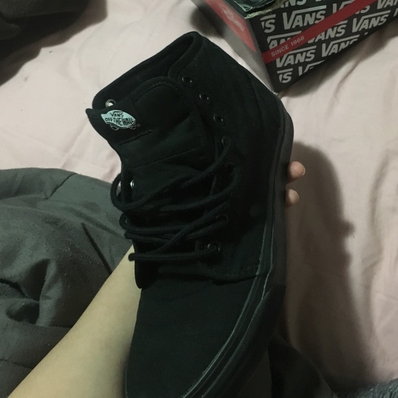 All black vans 💣💣 - Picture 4 of 4