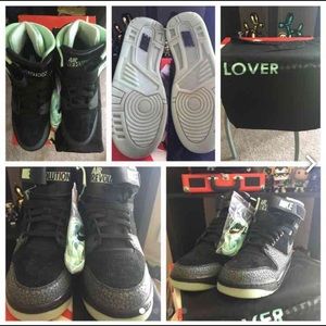 Nike Air Revolution PRM QS size 9.5 Men