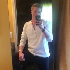 Meet your Posher, Devin