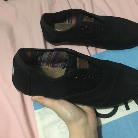 Black Toms with print inside - Picture 2 of 2