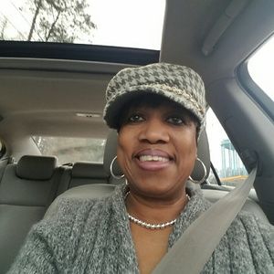 Meet your Posher, Pamela