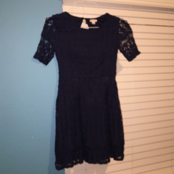 Blue lace dress - Picture 1 of 1