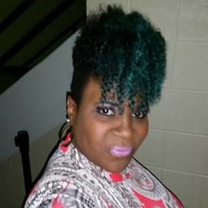 Meet your Posher, Jacqueline