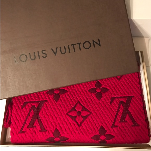 Louis Vuitton Wool&Silk Scarf