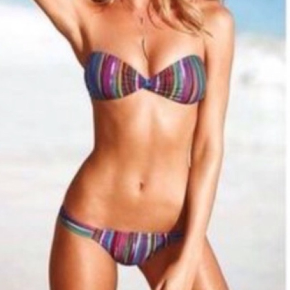 👙SALE!👙Victoria's Secret Striped Bikini - XS/S