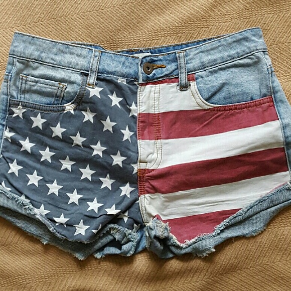 Forever 21 american flag shorts