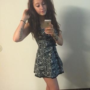 Meet your Posher, Emma