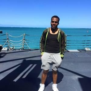 Meet your Posher, Aaron