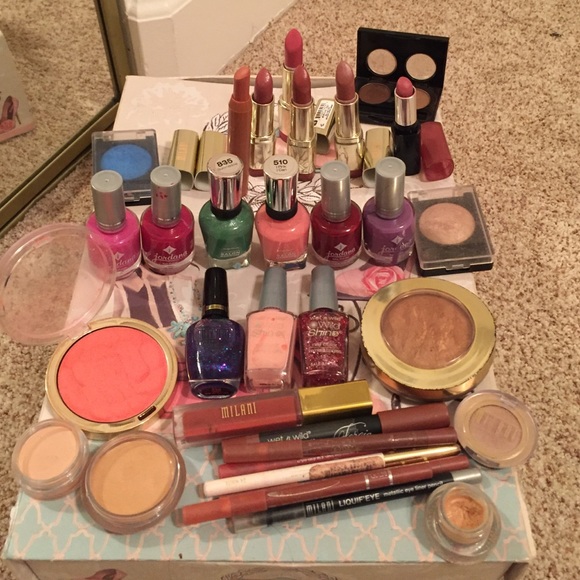 SOLD - Picture 2 of 4