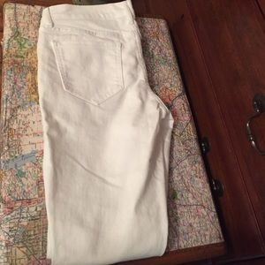 Old Navy White Jean