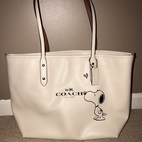 Coach Snoopy Tote - White