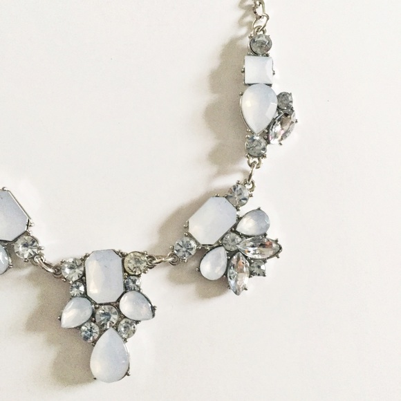 New York & Company ethereal statement necklace - Picture 2 of 3