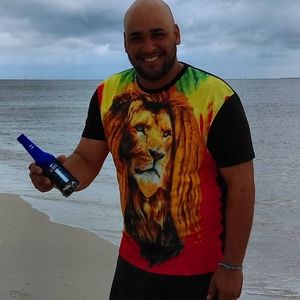 Meet your Posher, Julio