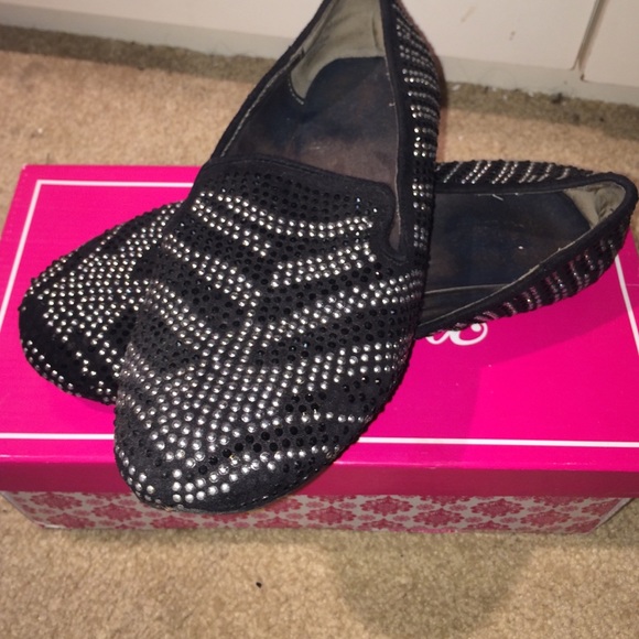 SIZE 9: Wanted Loafers
