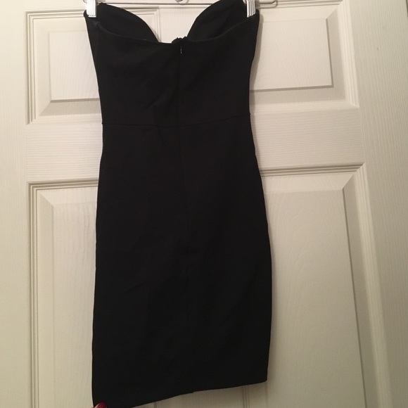 Black Strapless sweet❤️ Dress - Picture 4 of 4
