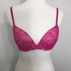 VS Biofit Magenta Lace Bra. Size 34C. Used