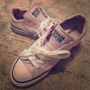 Converse All Star size 8 - lavender