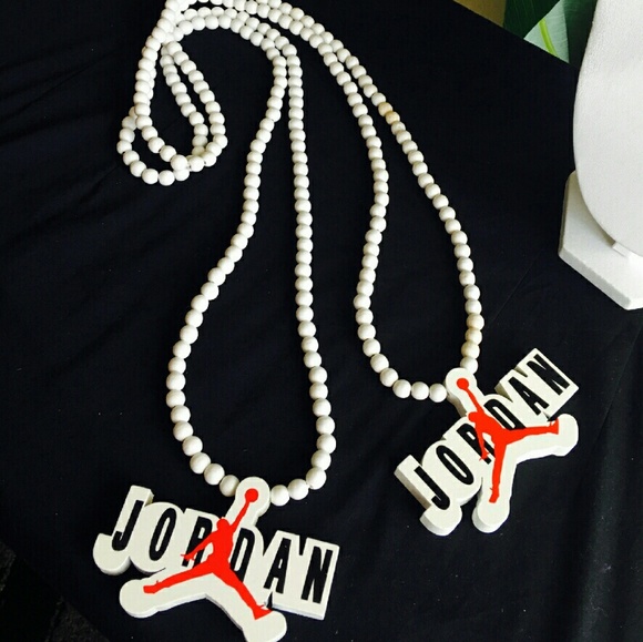 Jordan Chain - Picture 2 of 2