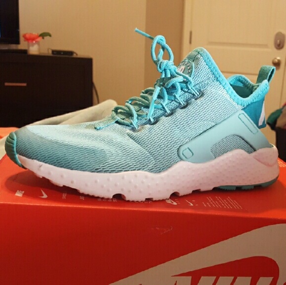 Women Nike Huarache Ultra