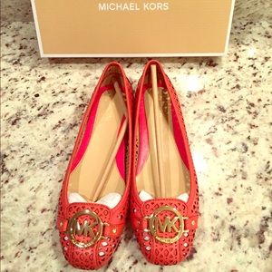 BNWT Michael KORS Fulton flats !!!!😍