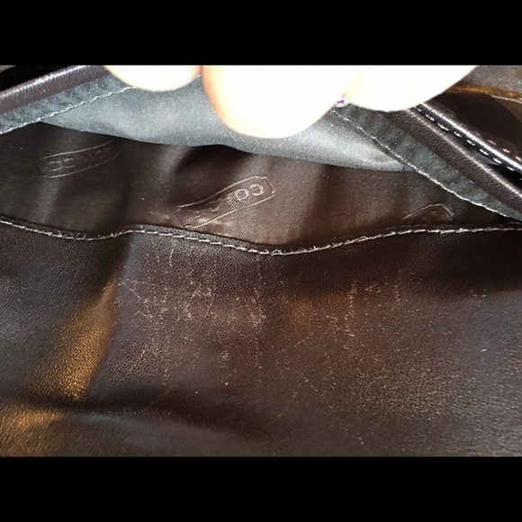 Authentic Signature Coach Wallet - Picture 4 of 4