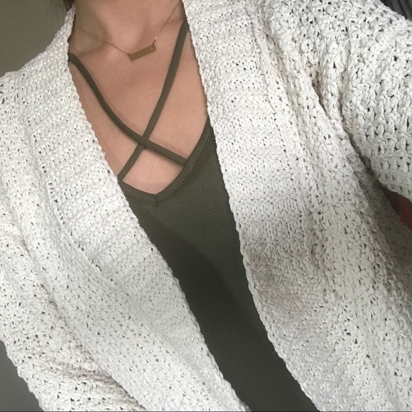 LAST • Ivory Butterfly Knit Crochet Cardigan - Picture 5 of 8