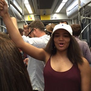 Meet your Posher, Alexis