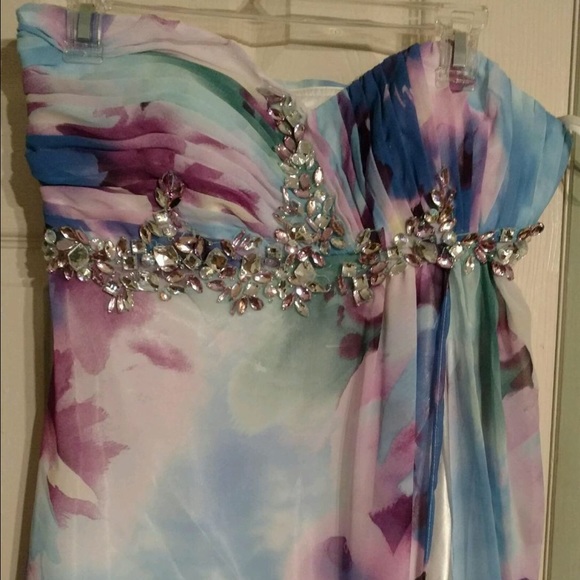 JUMP apparel by Wendye Chaitin prom dress