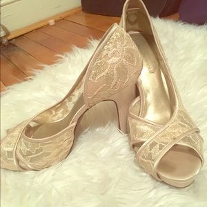 Gold Lace Peep toe heels
