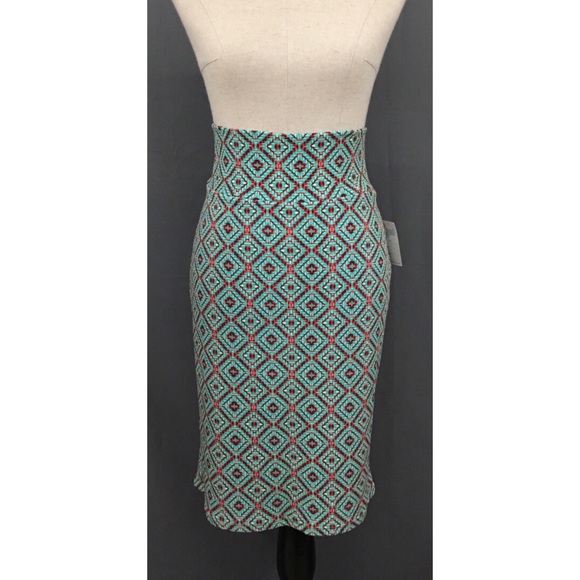 NEW LuLaRoe Cassie Skirt