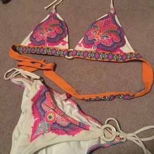 VS bikini
