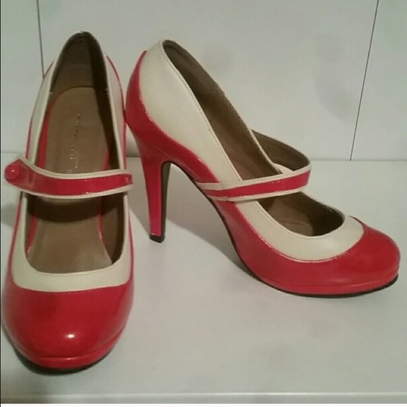 Red pin up heels