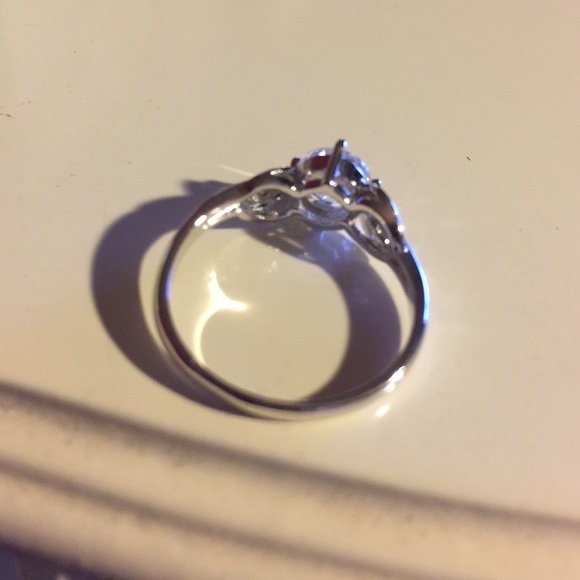 Fashion filled ring - Picture 3 of 4