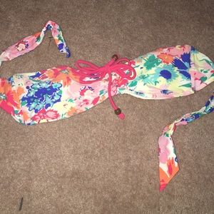 Strapless bikini top