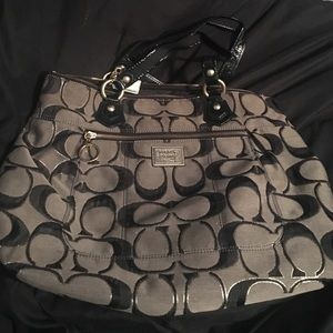 Large coach purse. LAST CHANCE !!!!!