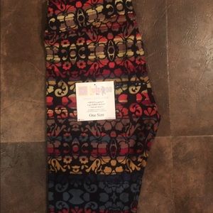 OS NWT LuLaRoe Dark Lace Print Leggings