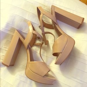 Nude Steve Madden Pumps! Worn once! Taking offers