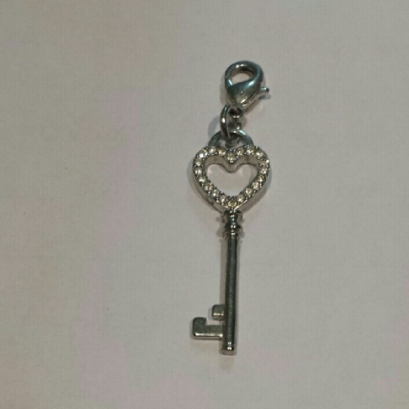 Necklace - Picture 2 of 4