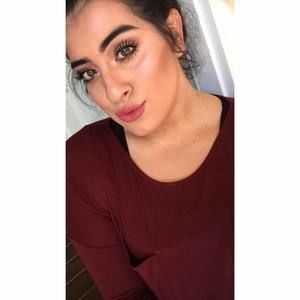 Meet your Posher, Briana