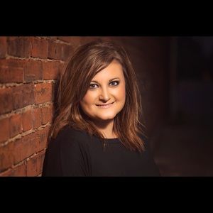 Meet your Posher, Janelle